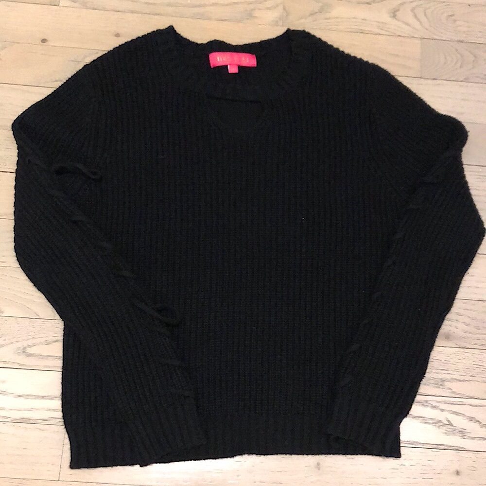 me.n.u. black sweater size S